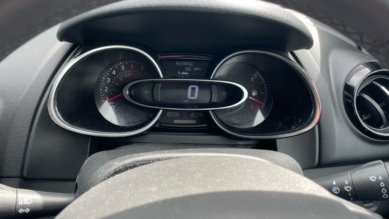 Renault Clio 0.9 TCE 75 Iconic 5dr Petrol Hatchback